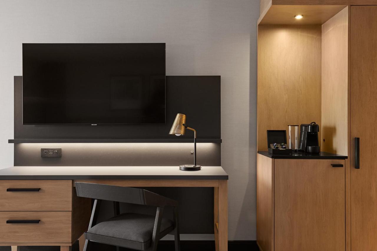 Hotel Moco ซาลาเบอร์รี เดอ แวลลีย์ฟิลด์ ภายนอก รูปภาพ